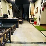Hotel Whiteland Agra Family Hotel