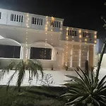 Hotel Whiteland Agra Family Hotel