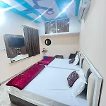 The Orchid Villa Homestay - Walkable Distance From Taj Mahal