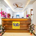 Fabhotel Vishal Palace