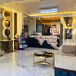 Taj Ronak Luxury Hotels - Agra
