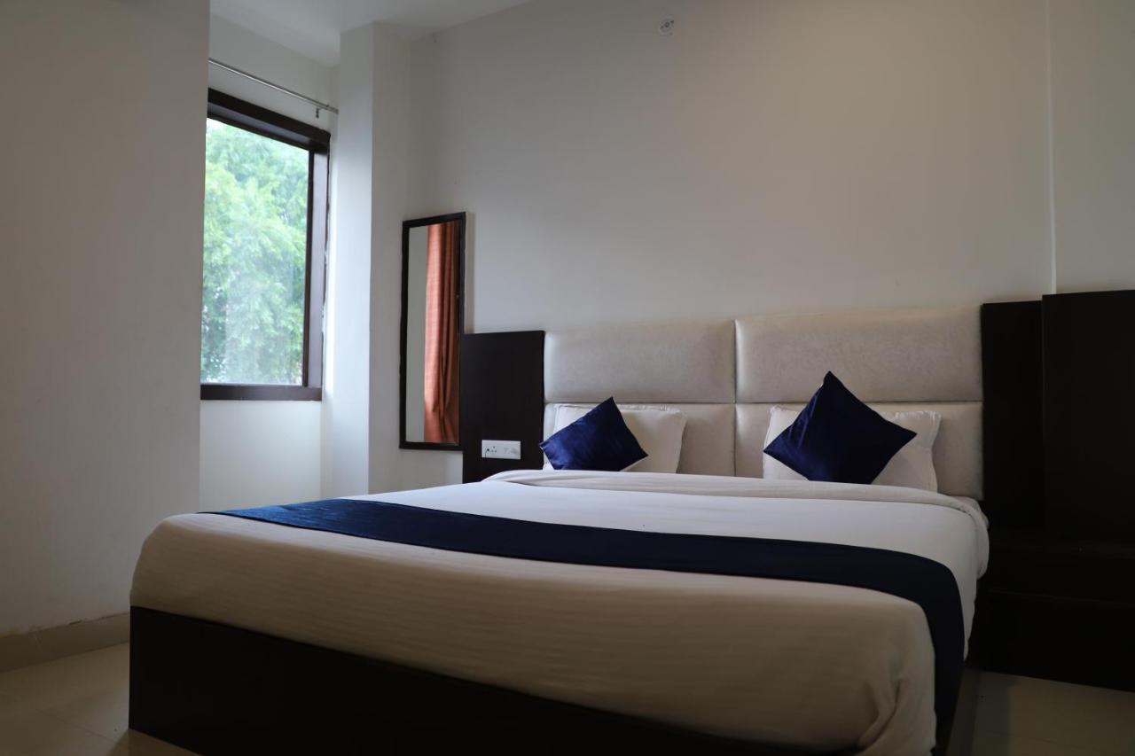 Hotel Dream Comfort Agra (Uttar Pradesh)