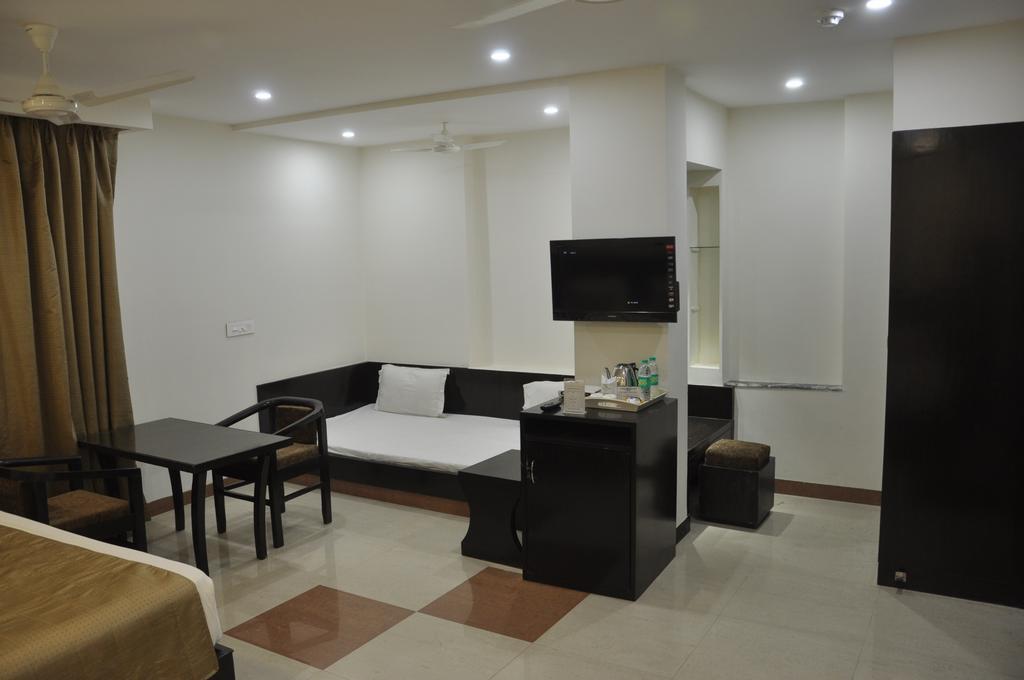Genx Usha Kiran Hotel Agra (Uttar Pradesh)
