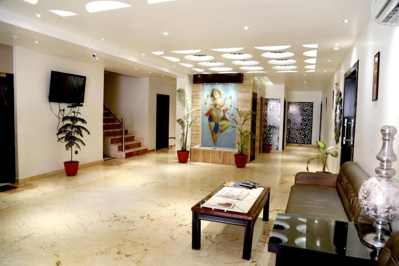 Fabhotel Idea Hotel 3*