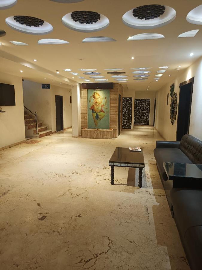 Fabhotel Idea Hotel