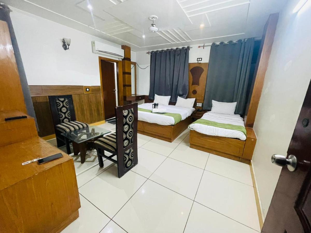 Hotel Alpine By The Golden Taj Group And Agra (Uttar Pradesh)