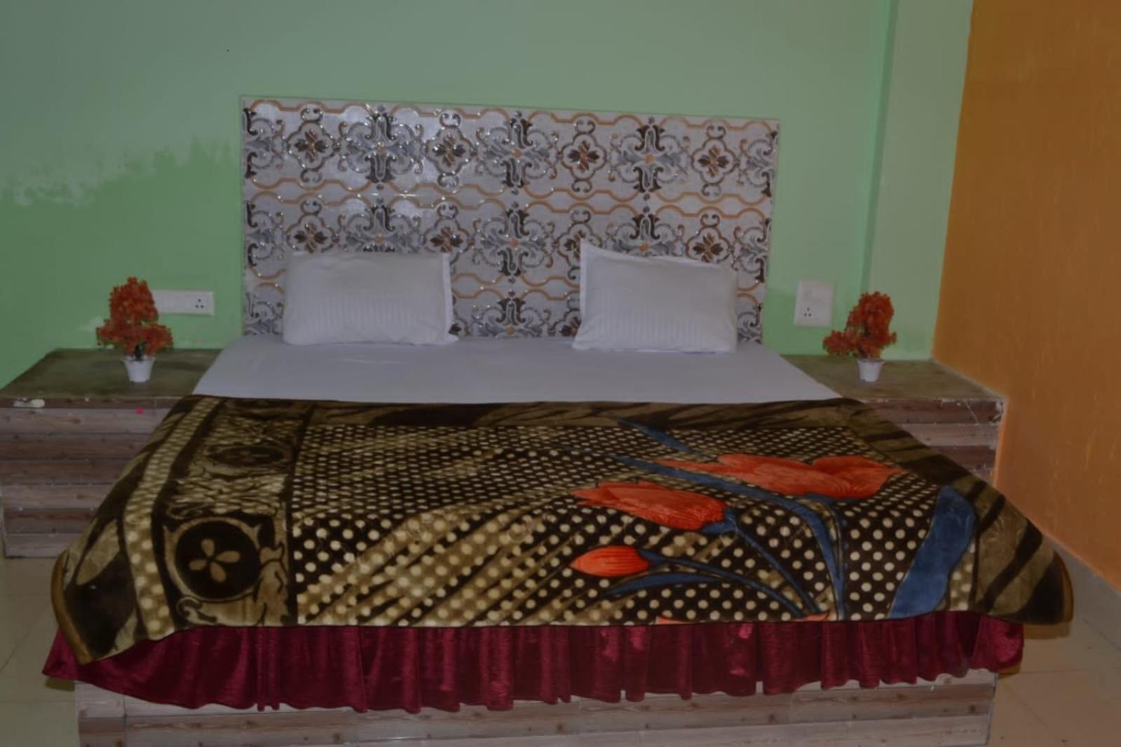 Apna Guest Agra (Uttar Pradesh)