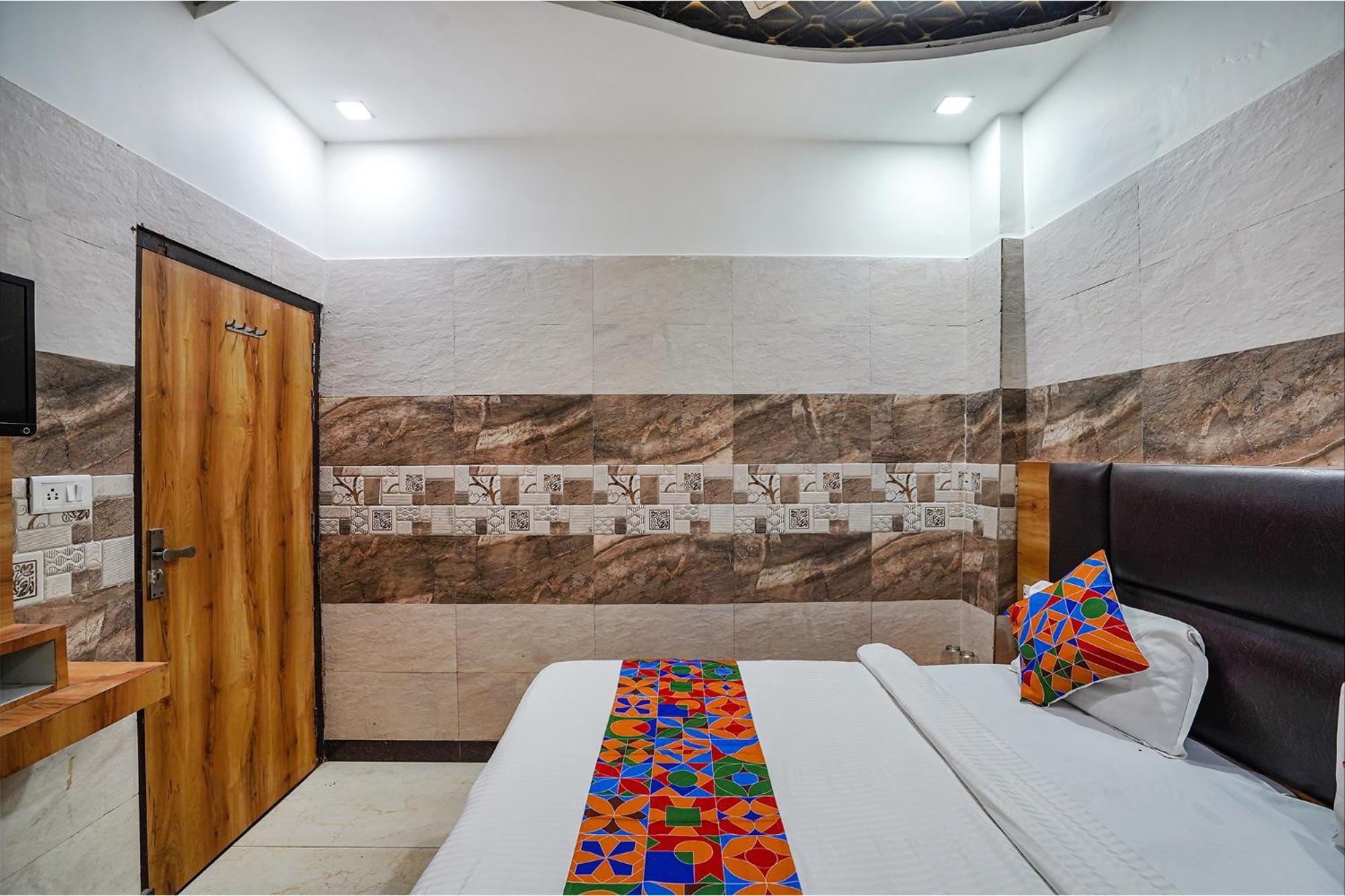 Fabhotel Rv Palace Guest house Agra (Uttar Pradesh)