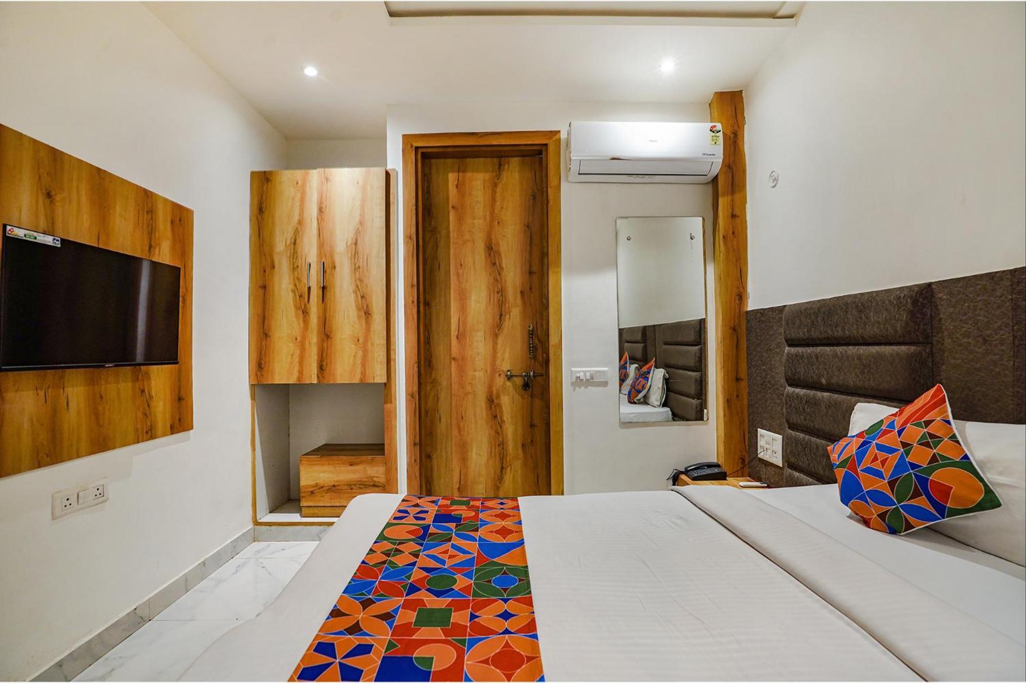 Guest house Fabhotel Rv Palace *