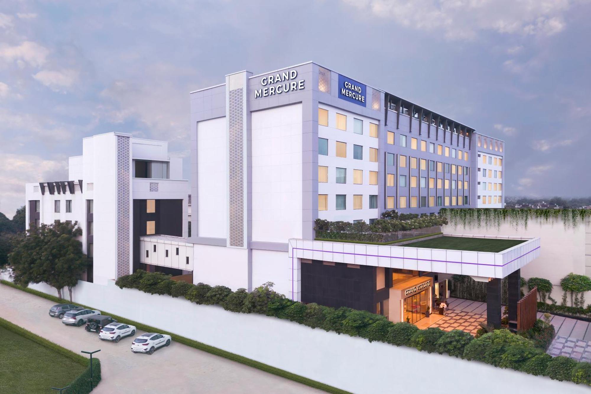 Grand Mercure - An Accor Brand 5* Agra (Uttar Pradesh)