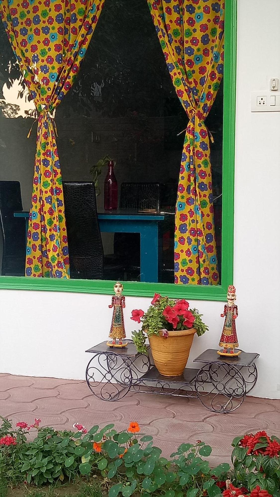 Coral Country Homestay Agra (Uttar Pradesh)