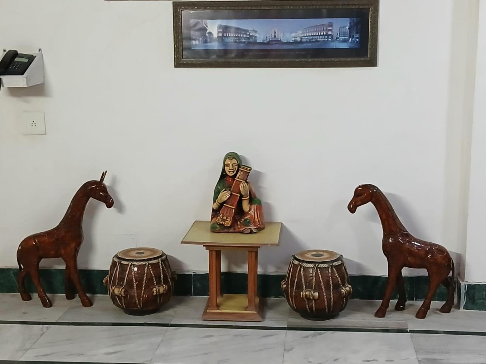 Hotel Taj Plaza, Vip Road, 3*