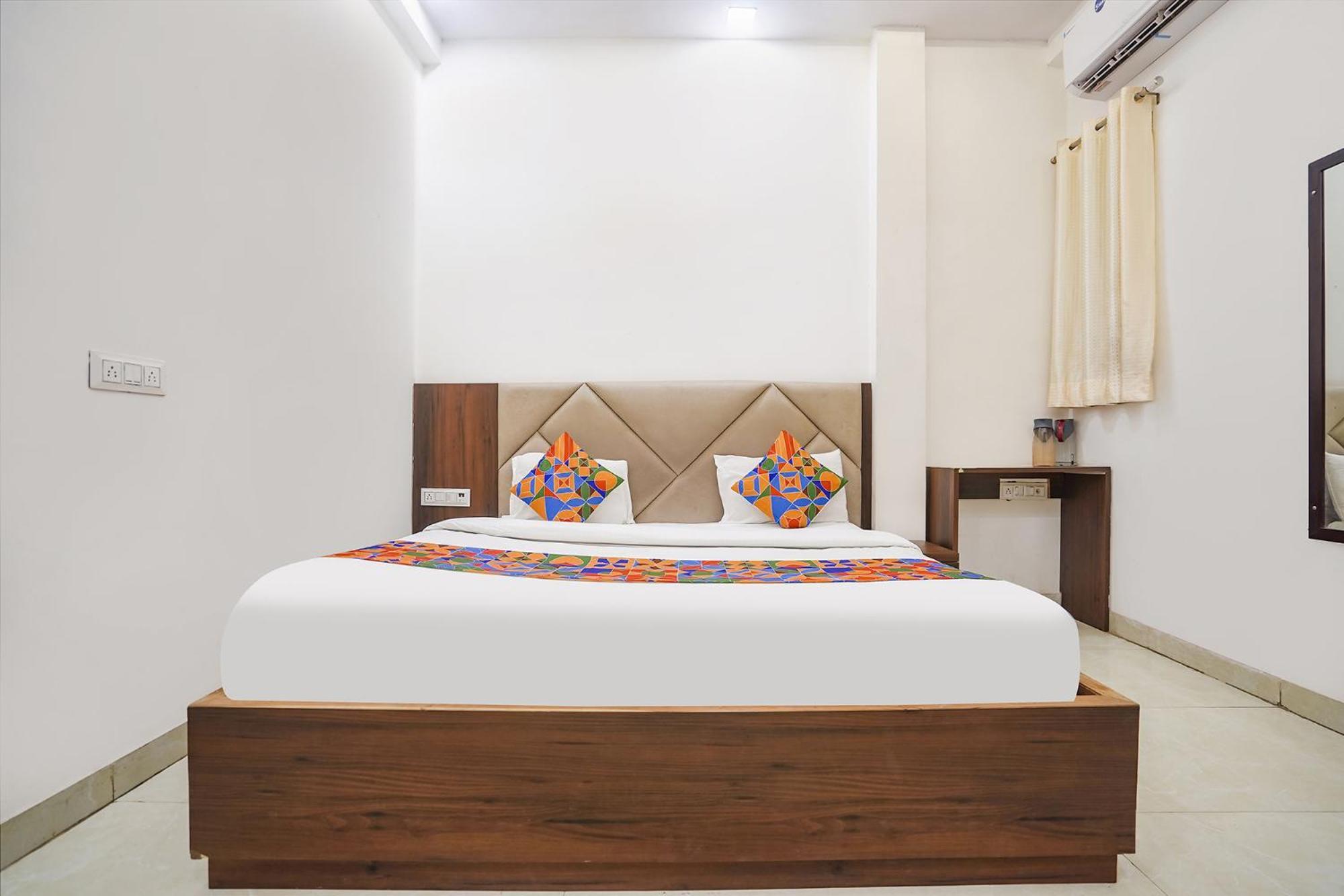 Fabhotel Vishal Palace Hotel Agra (Uttar Pradesh)