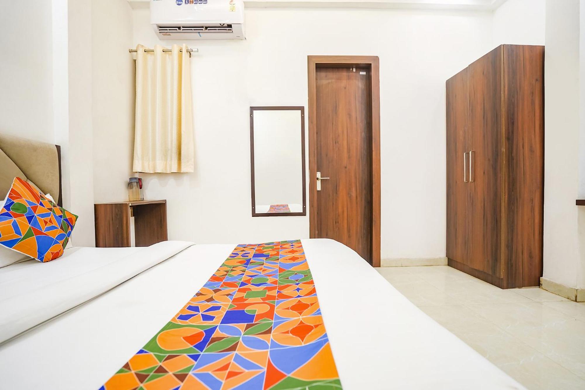 Hotel Fabhotel Vishal Palace Agra (Uttar Pradesh)