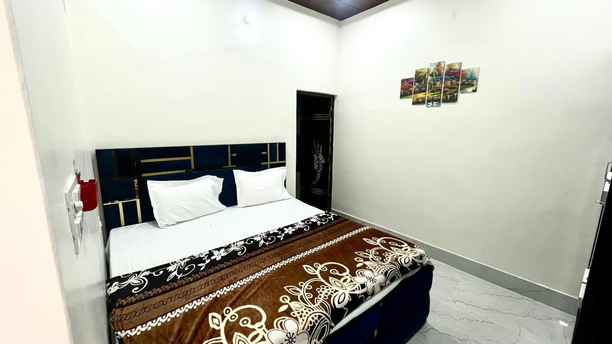 Rk Paying Agra (Uttar Pradesh)
