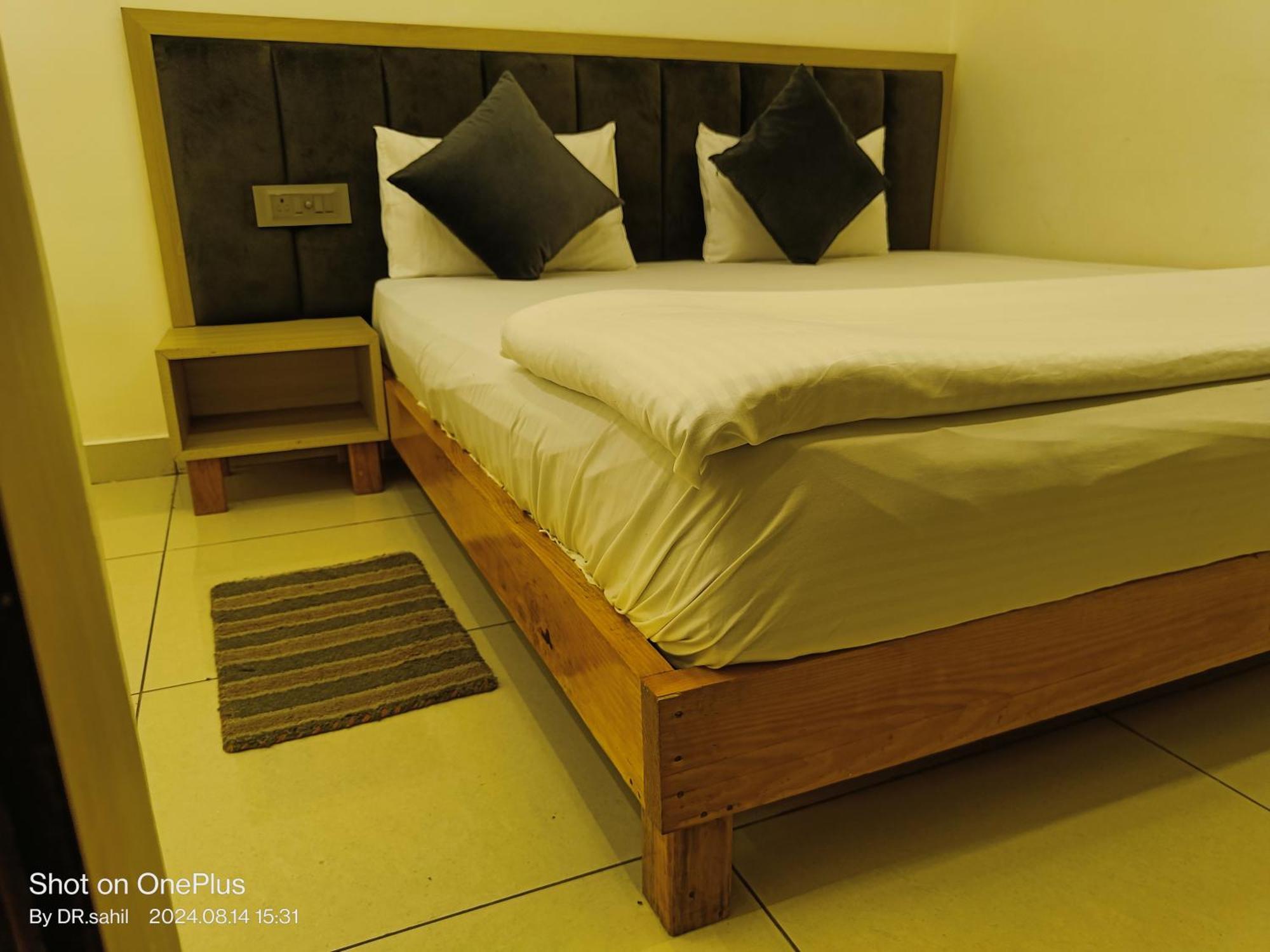 Good Vibes Hostel Agra (Uttar Pradesh)