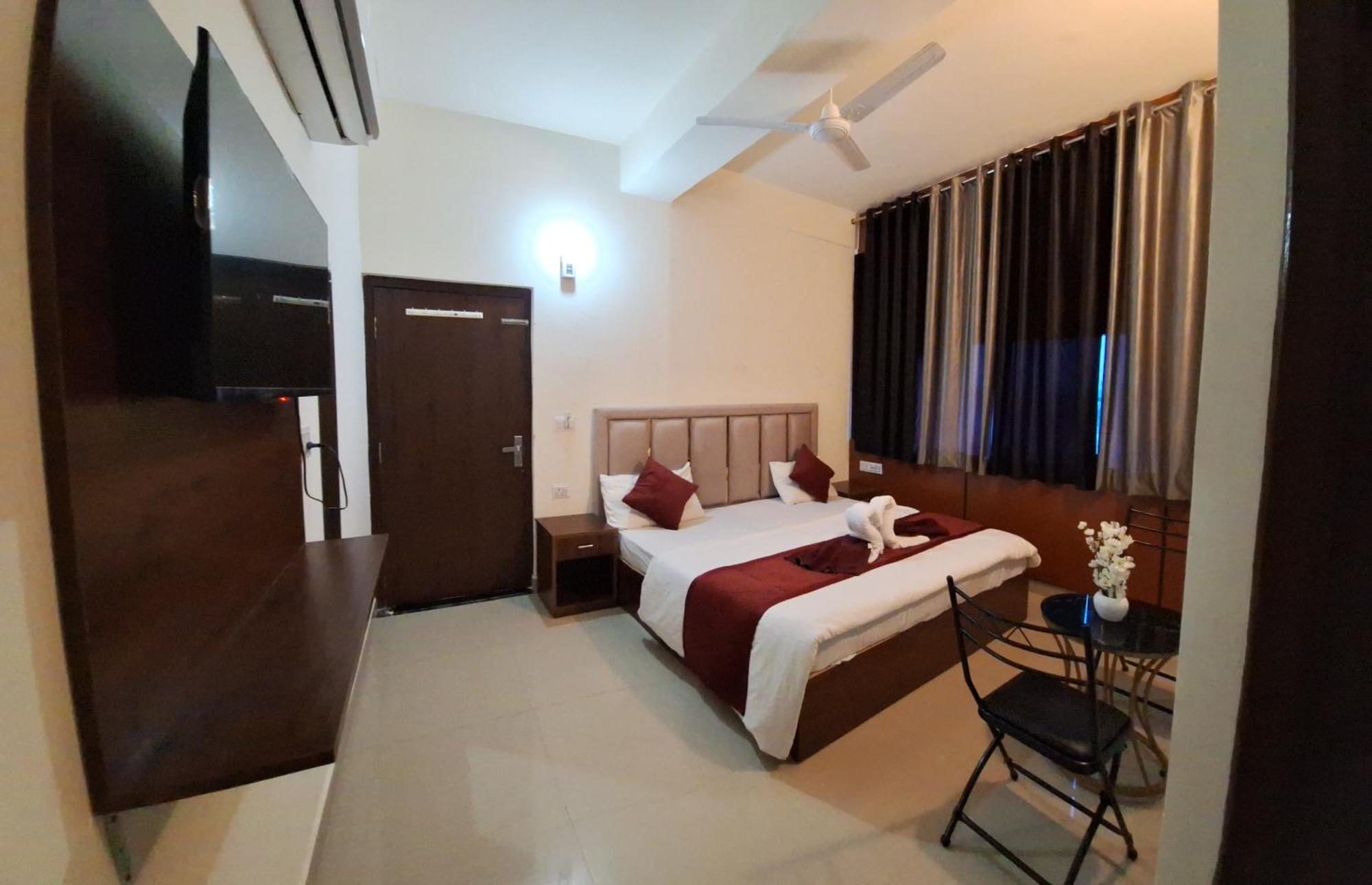 Hotel Brothers 3*