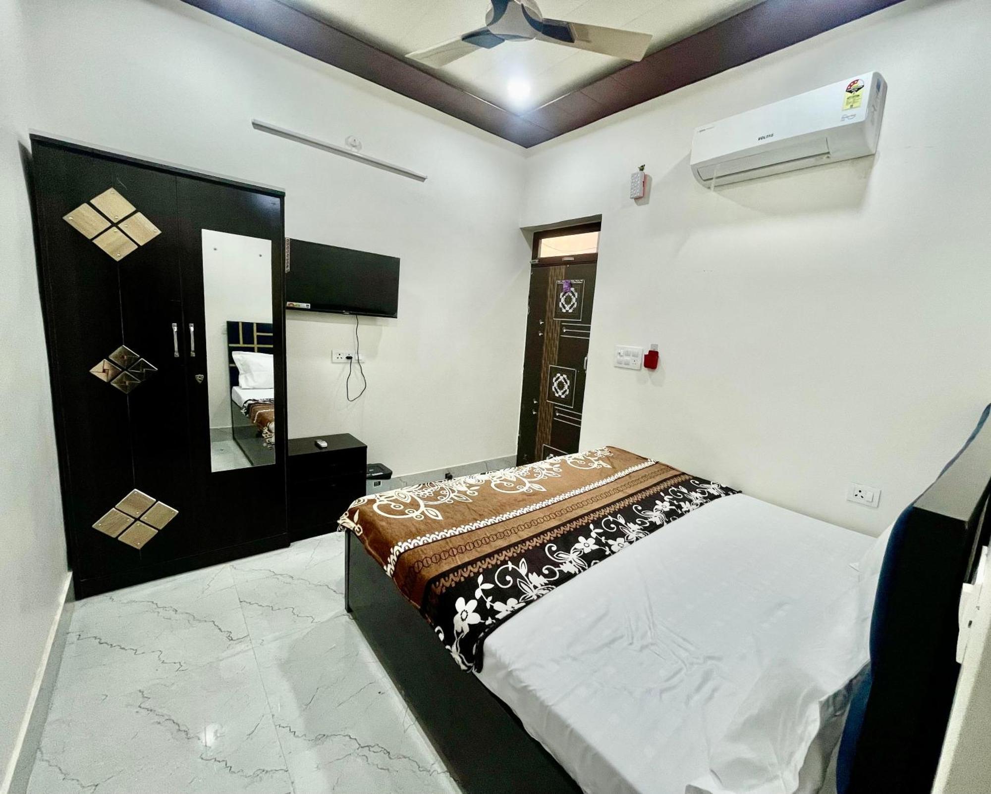Guest house Rk Paying Agra (Uttar Pradesh)