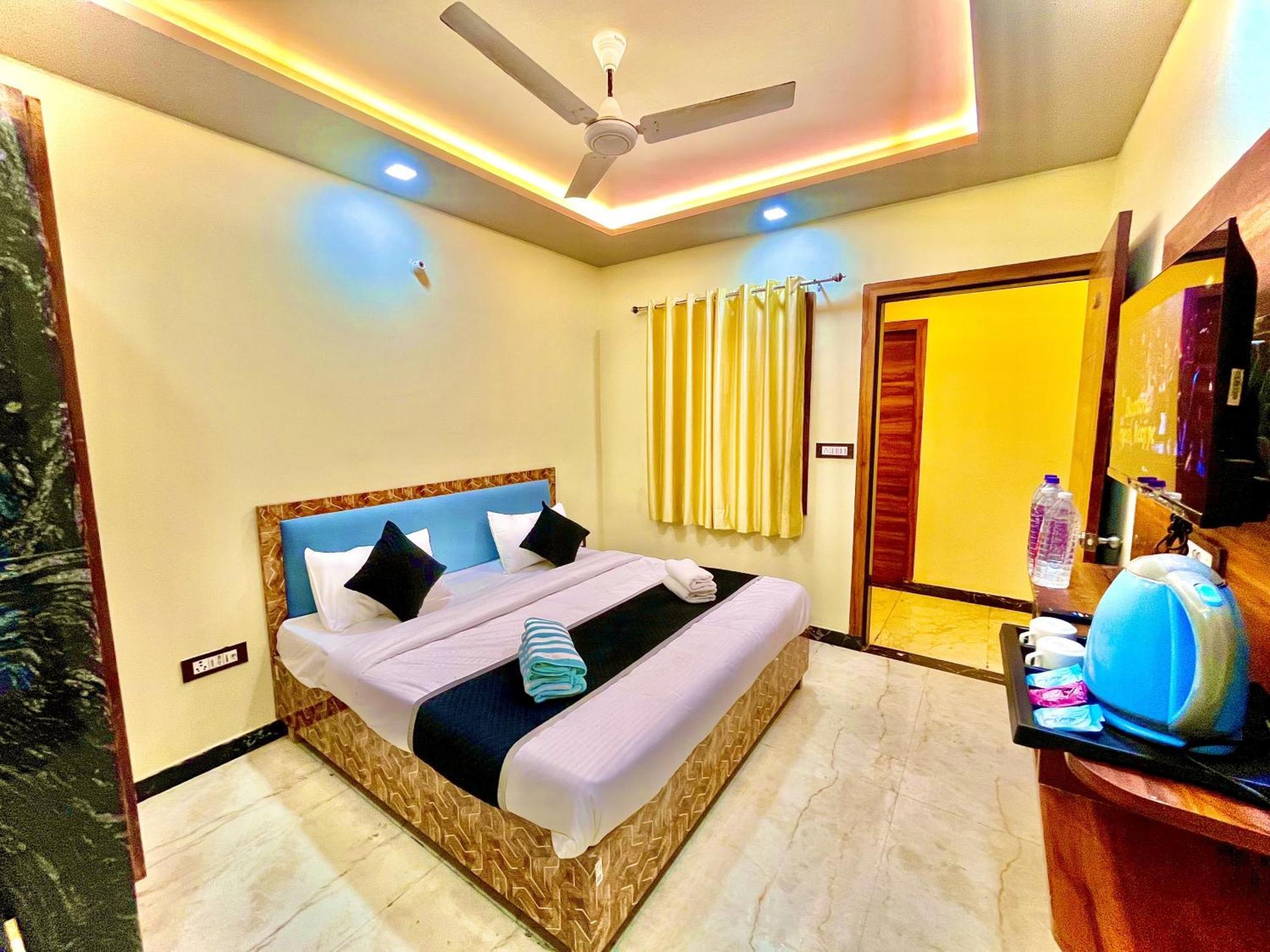 Hotel Ys Taj