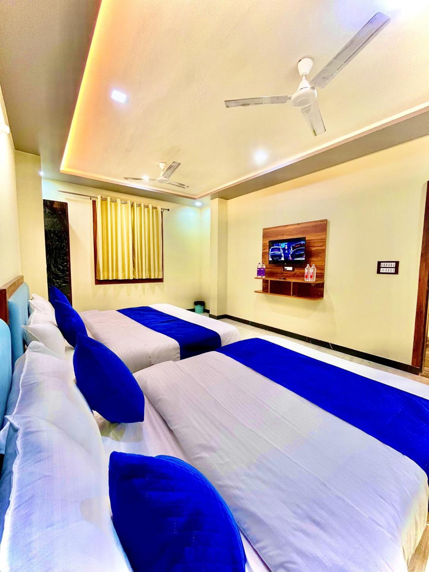 Hotel Ys Taj 4*