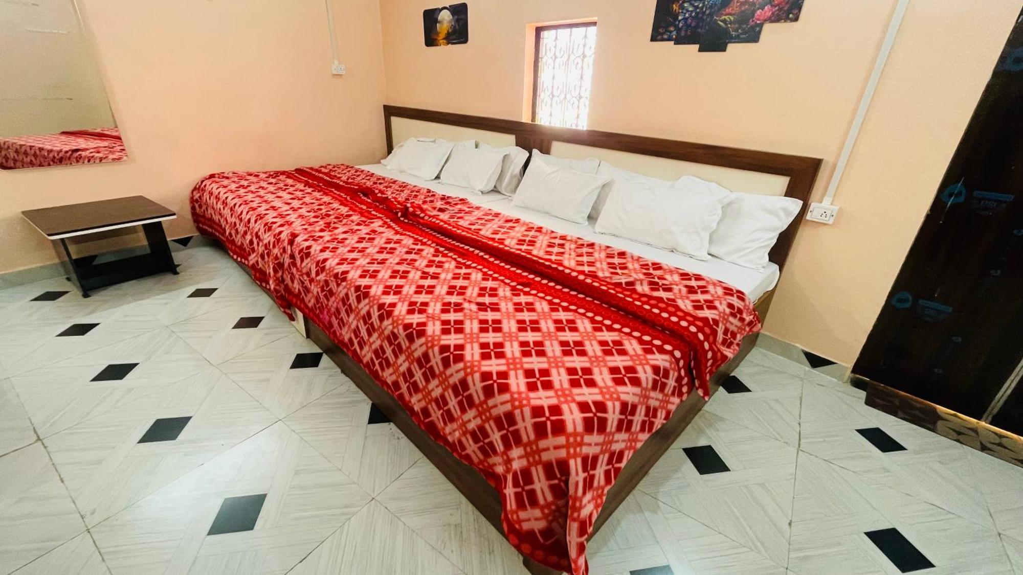 Rk Paying Guest house Agra (Uttar Pradesh)