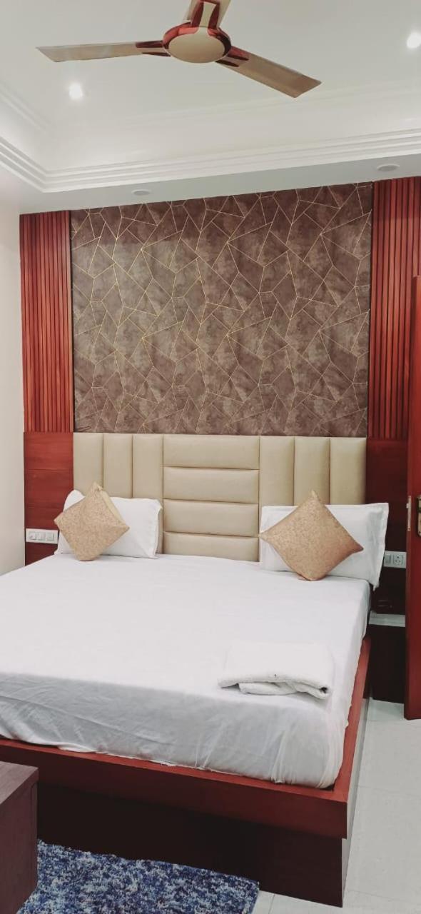 Madhav Palace Hotel Agra (Uttar Pradesh)