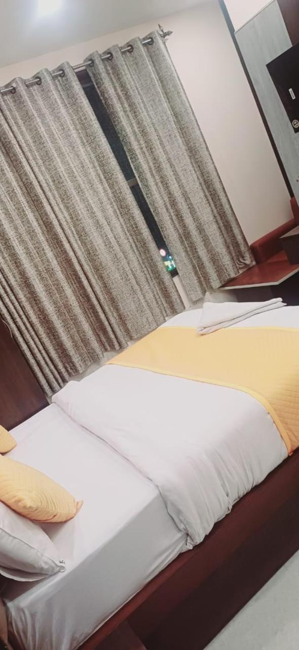 Madhav Palace Hotel Agra (Uttar Pradesh)