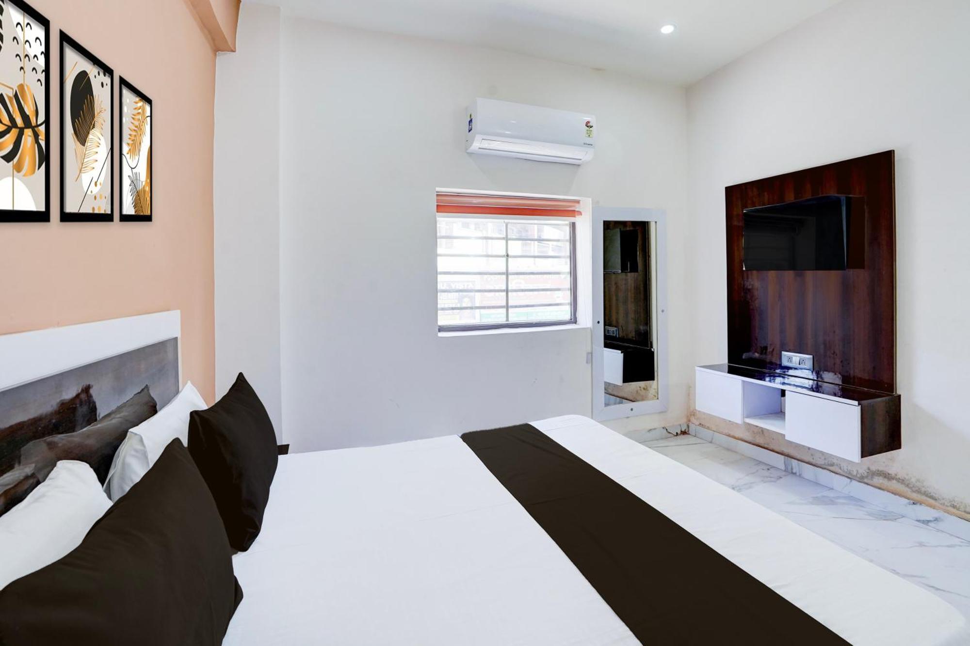 O R.n. Palace Hotel 3*