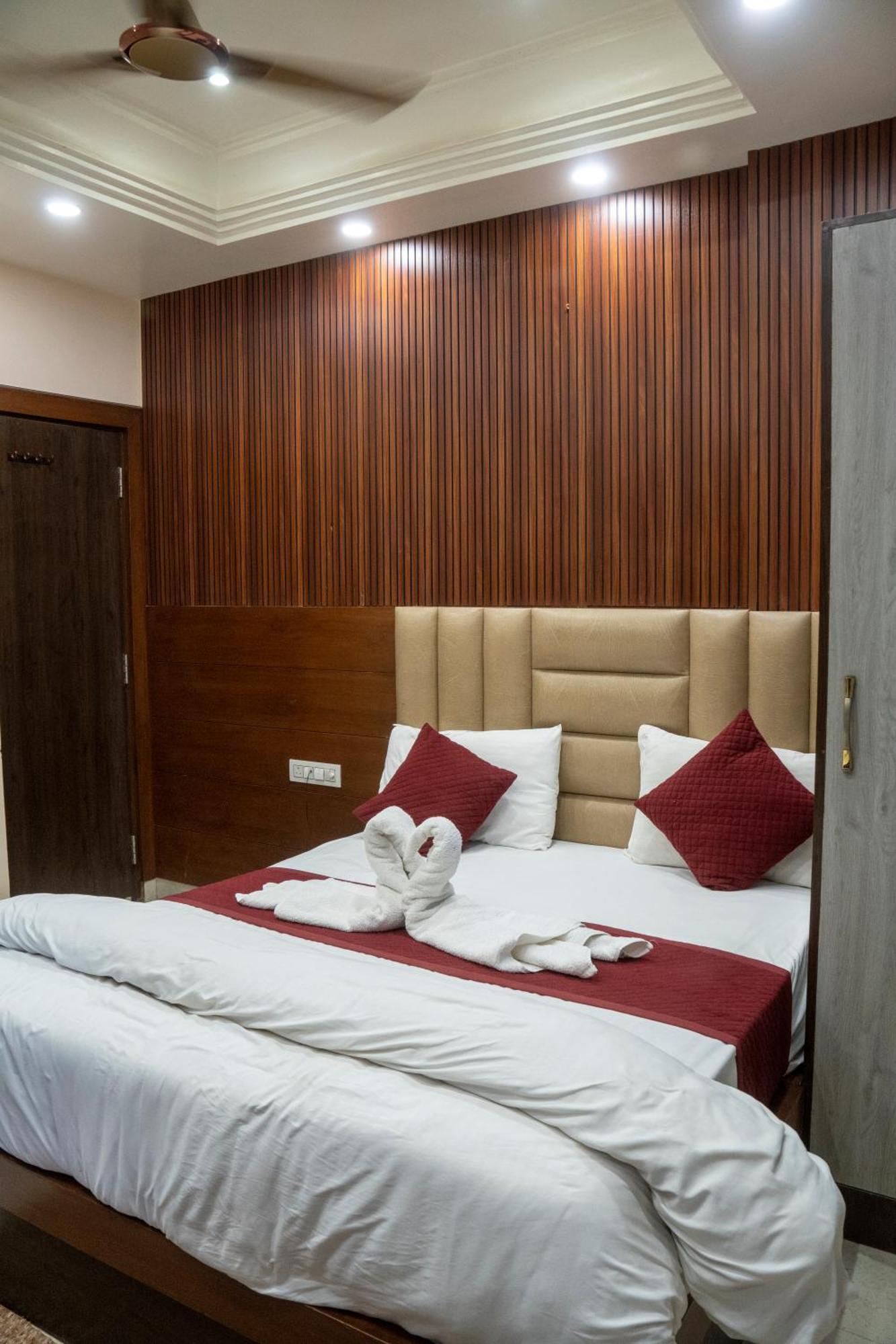 Madhav Palace Hotel Agra (Uttar Pradesh)