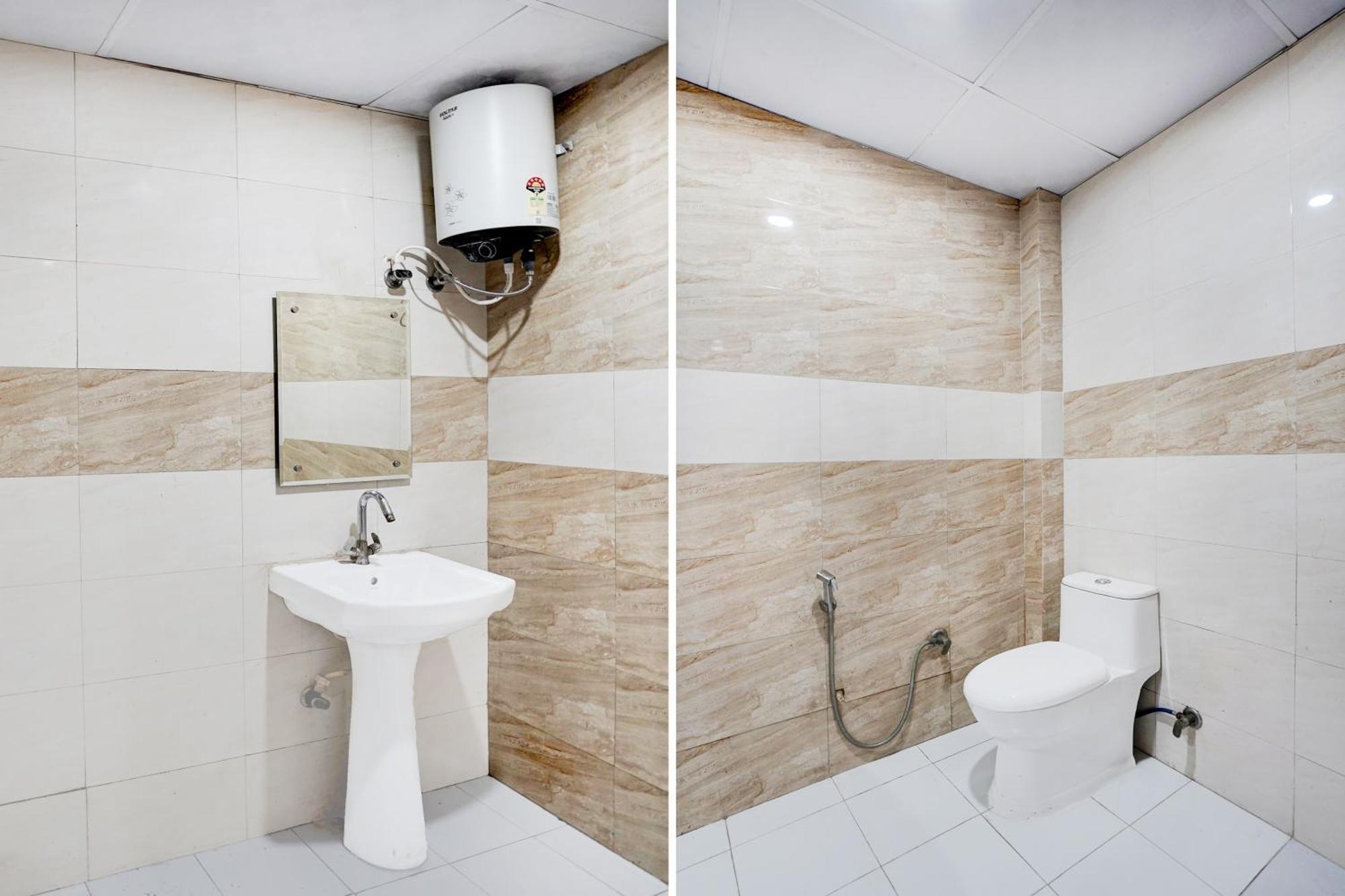 Hotel O Sher-e-punjab & Restaurant 3*