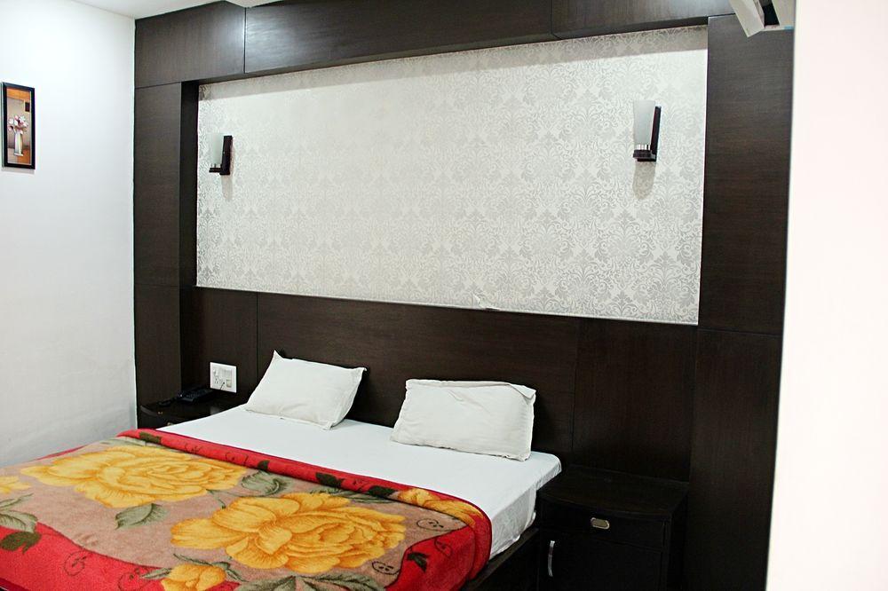 Dazzling East Gate Hotel Agra (Uttar Pradesh)