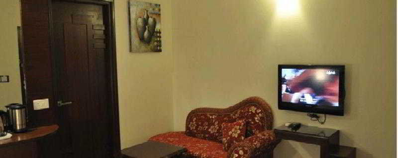 Taj Hotel 3*