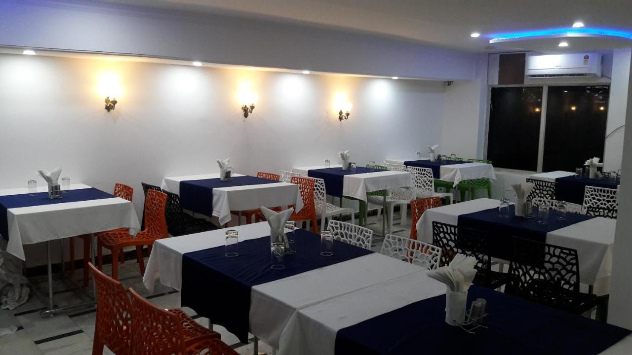 Fabhotel Rv Palace * Agra (Uttar Pradesh)