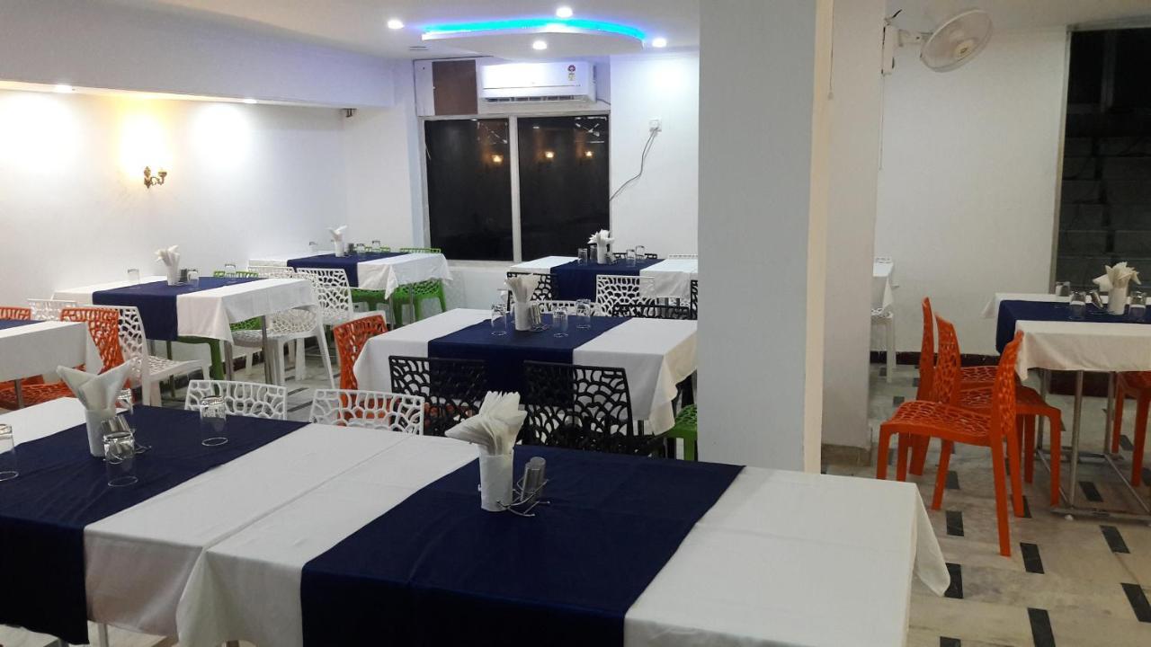 Fabhotel Rv Palace Guest house
