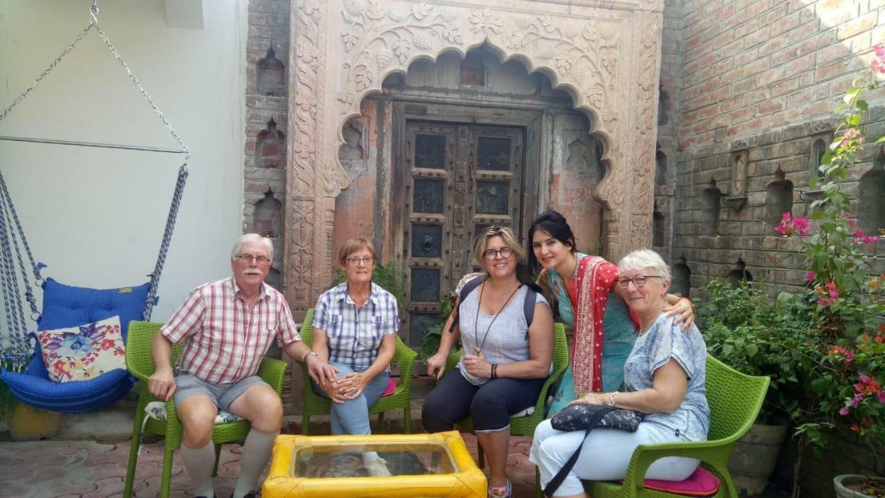 Coral Country Homestay Agra (Uttar Pradesh)
