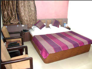 Hotel Fabhotel Sai Residency