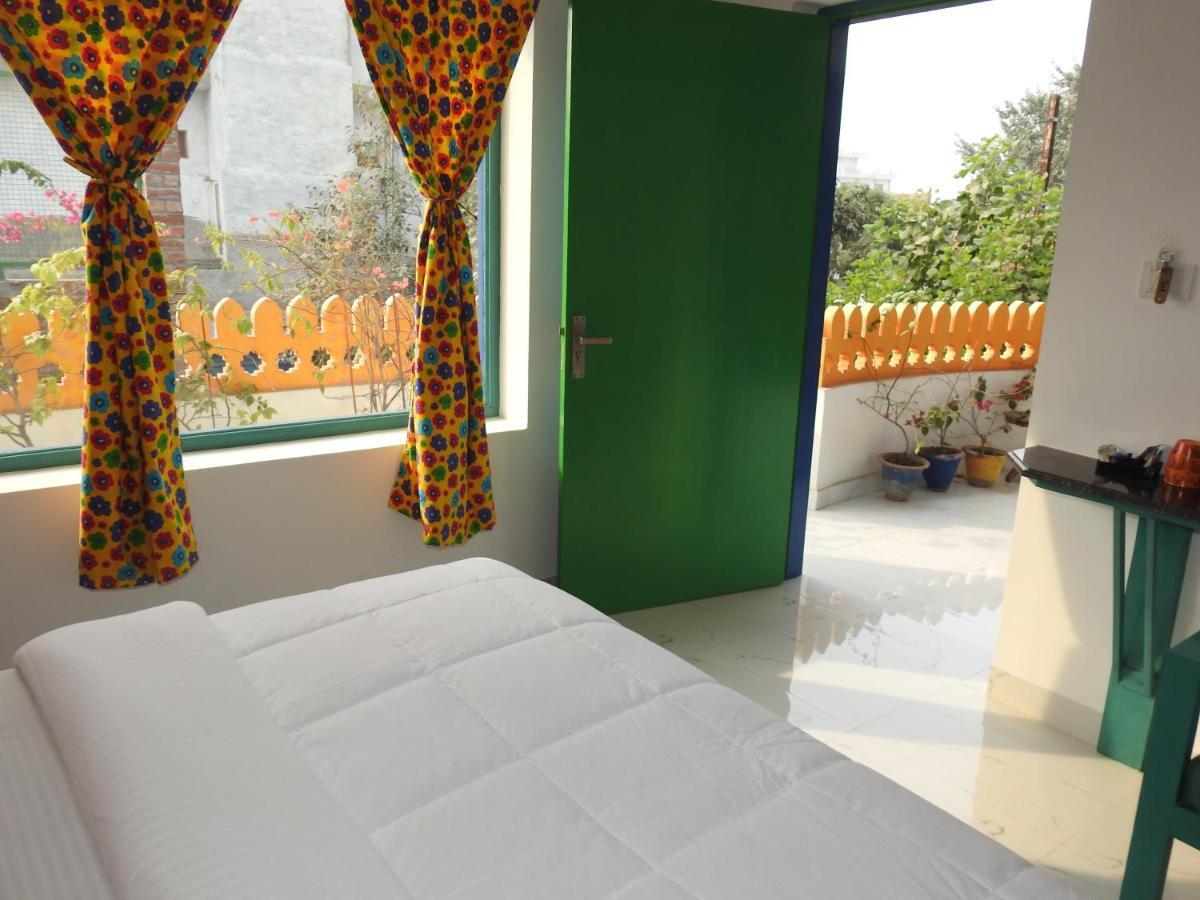 Coral Country Homestay Agra (Uttar Pradesh)