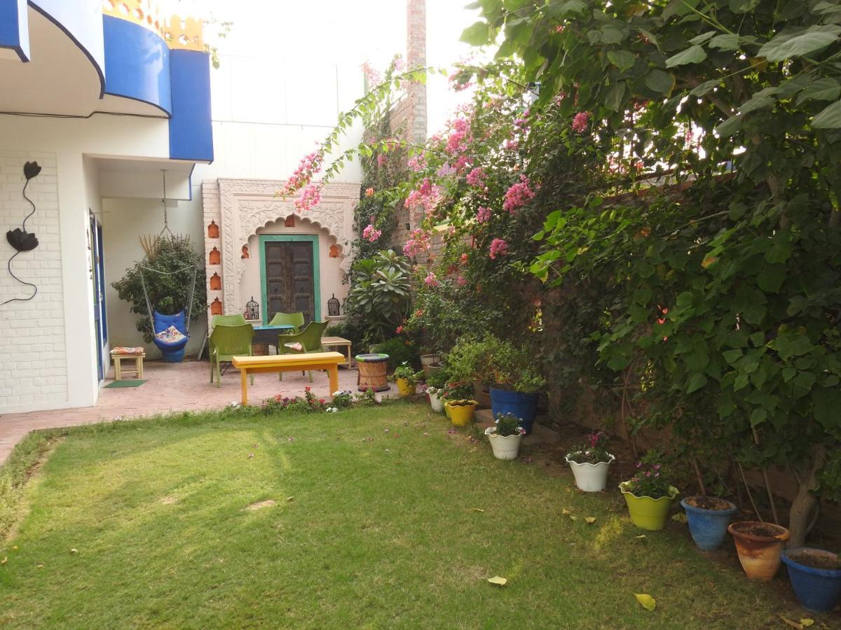 Coral Country Homestay Agra (Uttar Pradesh)