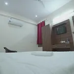 Hotel Viraj Palace By Wb Inn
