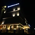 Neel Clarks Inn Express