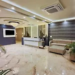 Hotel Majestic Heights Agra