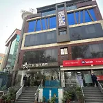 Hotel Sahibs City Star - Free Taj Mahal Ticket