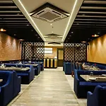 Hotel Sahibs City Star - Free Taj Mahal Ticket