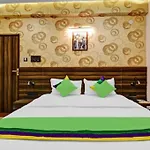 Hotel Zeal Home Stay - In House Parking - 5G Wifi- Near Taj Mahal