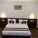 Hotel Castle View