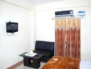 Hotel Tara Grand Agra