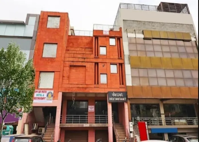 Om Sai Nath Hotel & Restaurant By Wb Inn