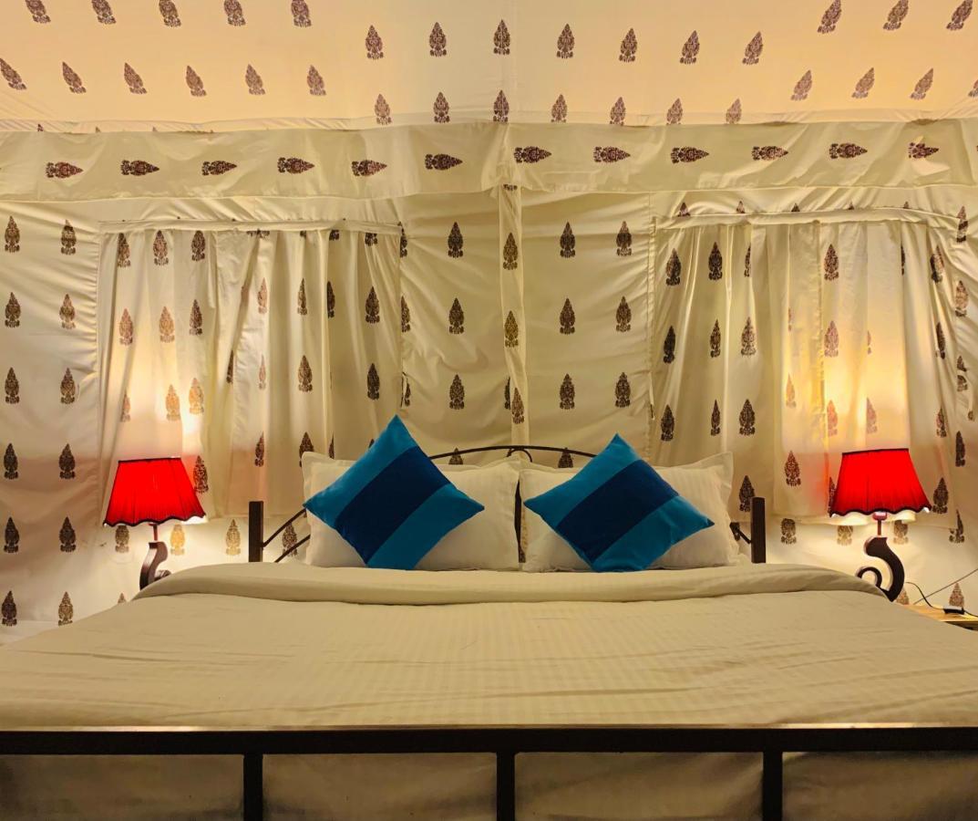 Agra Camps And Luxury tent