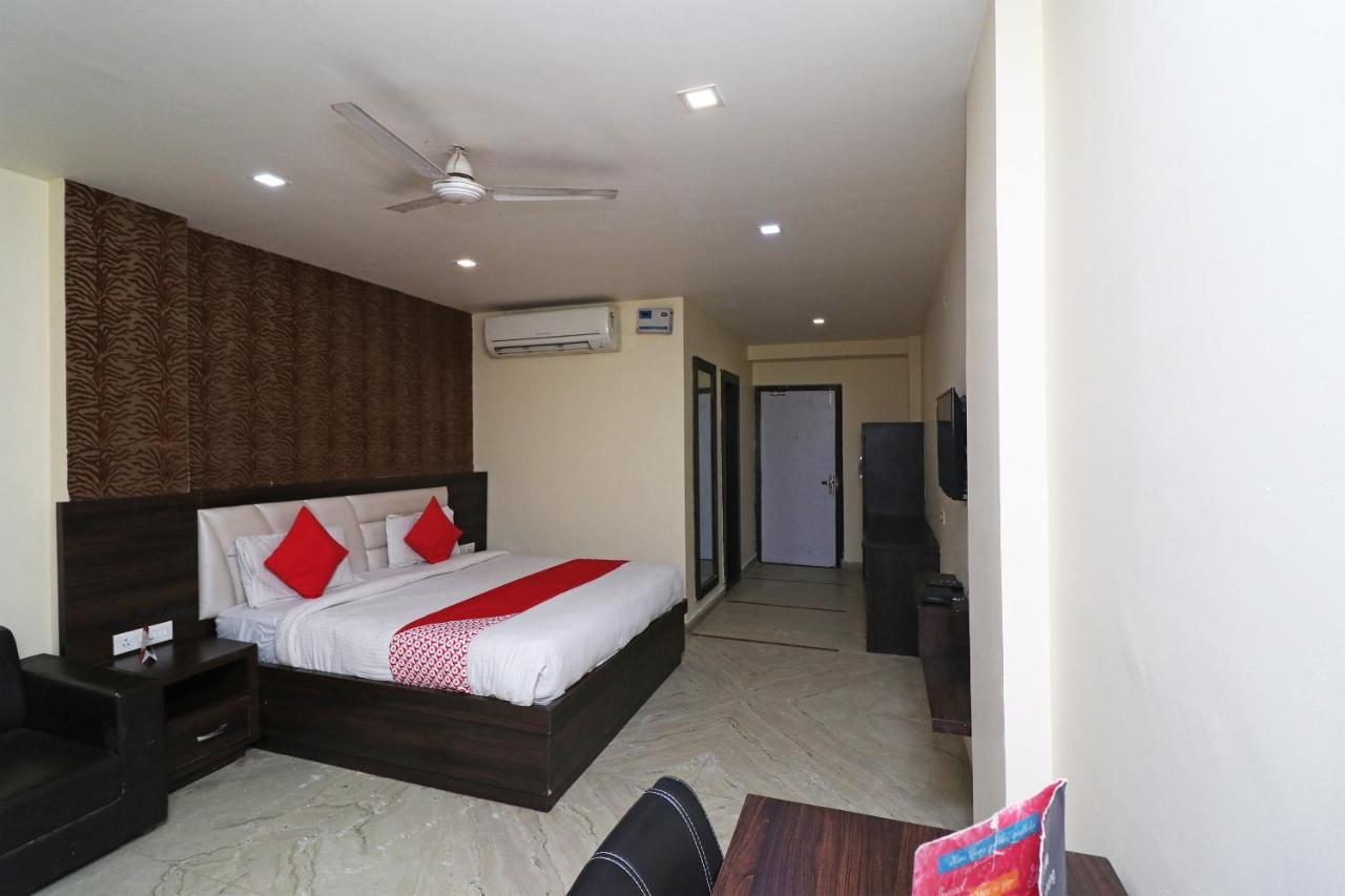Oyo 23595 Tajway Hotel Agra (Uttar Pradesh)