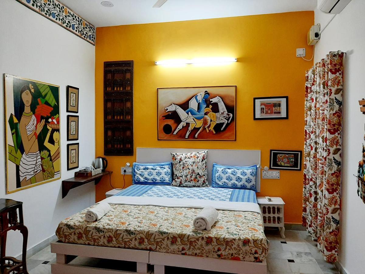 The Coral House By The Taj Agra (Uttar Pradesh)